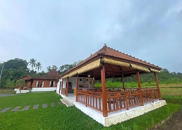 Healing House Sembung Hotel Perean