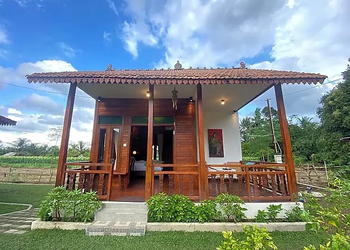 Hotel Healing House Sembung 4*