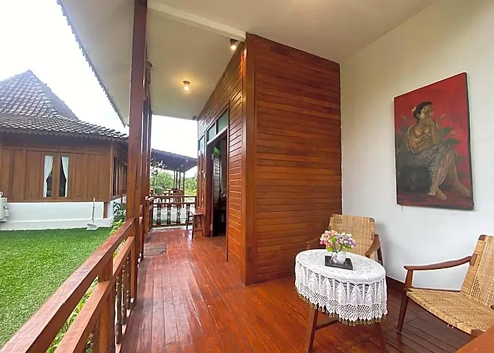 Otel Healing House Sembung