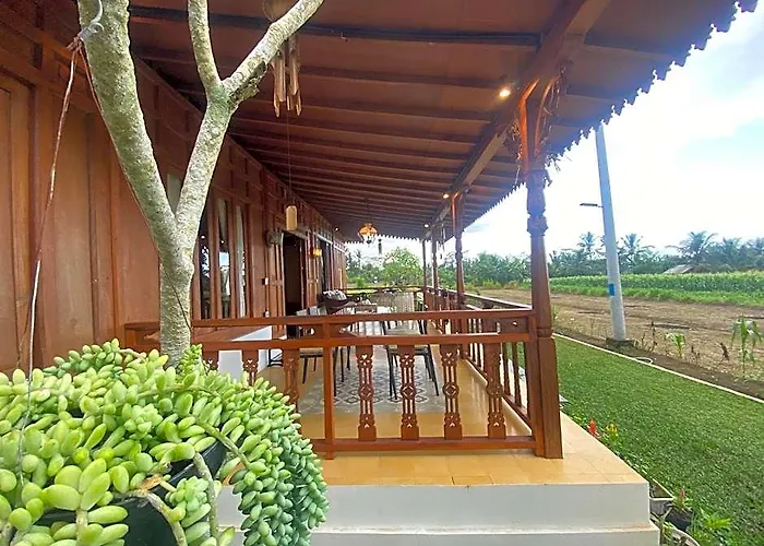 Healing House Sembung Hotel Perean