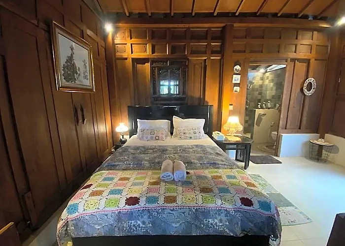 Otel Healing House Sembung Perean
